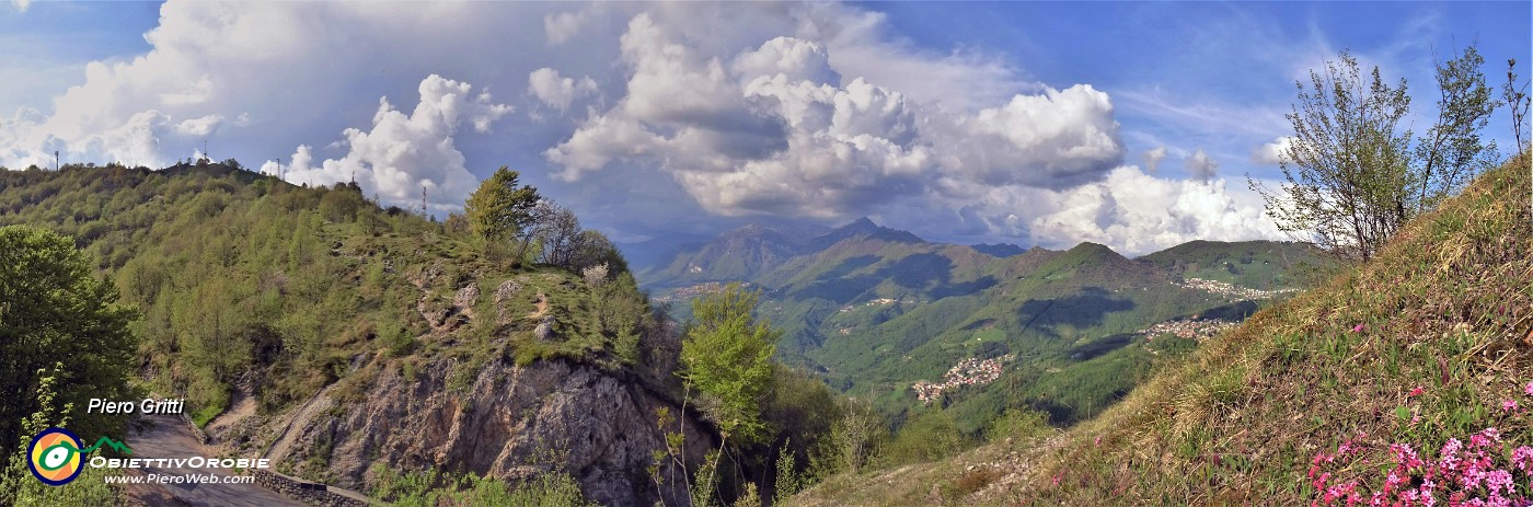 48 Dalle alture di Salmezza panorama verso l'Alben tra le nuvole.jpg